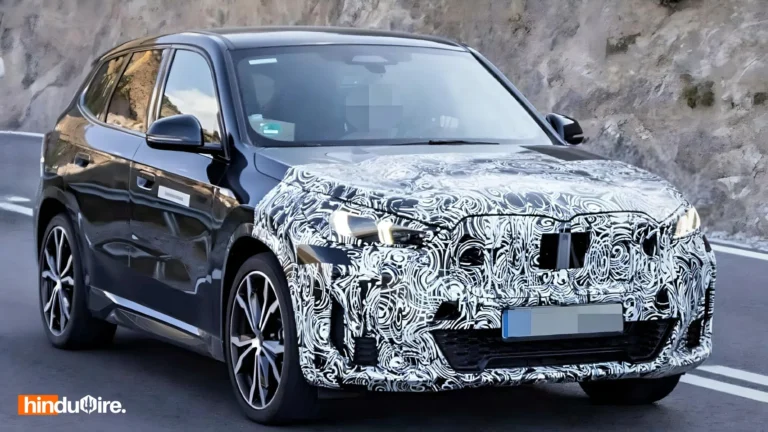 BMW IX1 Facelift Spied